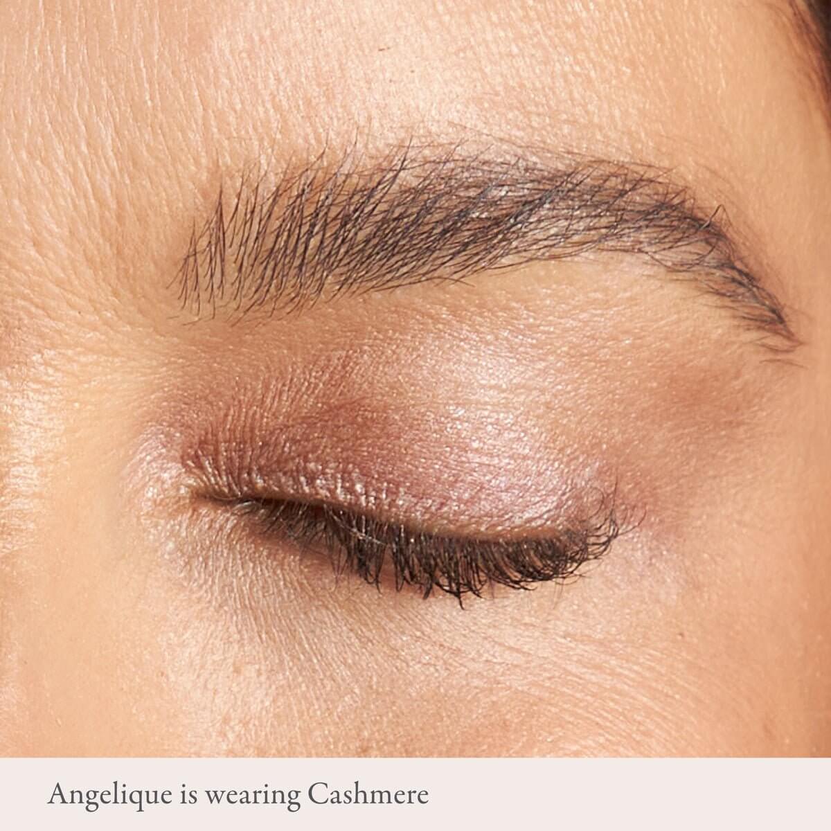 On Point Tint Creamy Eyeshadow & Primer with Peptides - PÜR