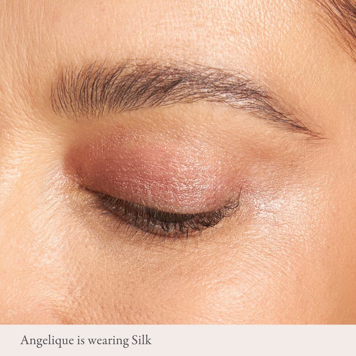 On Point Tint Creamy Eyeshadow & Primer with Peptides - PÜR